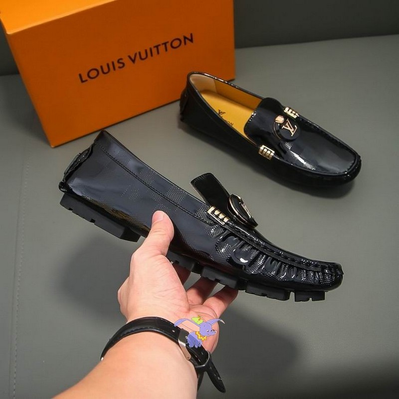 LV Men's Shoes 610